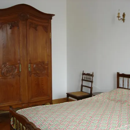 Chambres D'hotes Le Manoir D'esneval Bed & Breakfast 3*